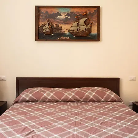 Casa Marina Con Patio By Wonderful Italy *