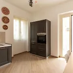 Apartment Casa Marina Con Patio By Wonderful Italy