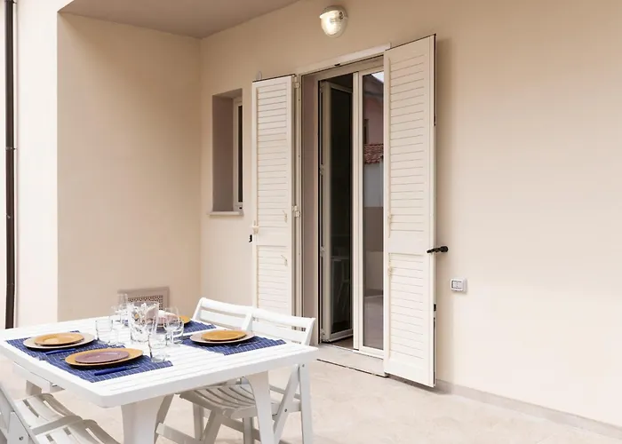 Casa Marina Con Patio By Wonderful Italy * Όλμπια