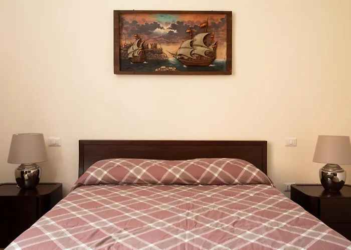 Casa Marina Con Patio By Wonderful Italy *